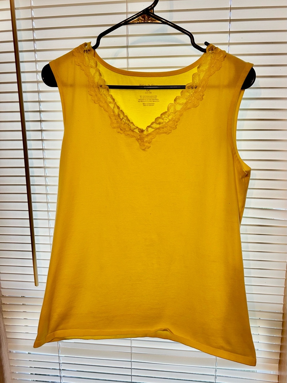 White Stag Yellow Lace-Trim Sleeveless Camisole